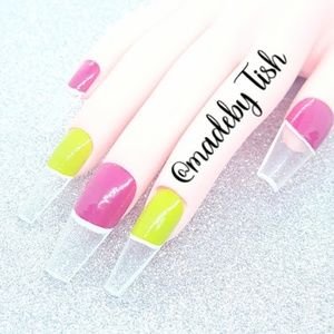Gel Press On Nails Pink Green White Clear Outline